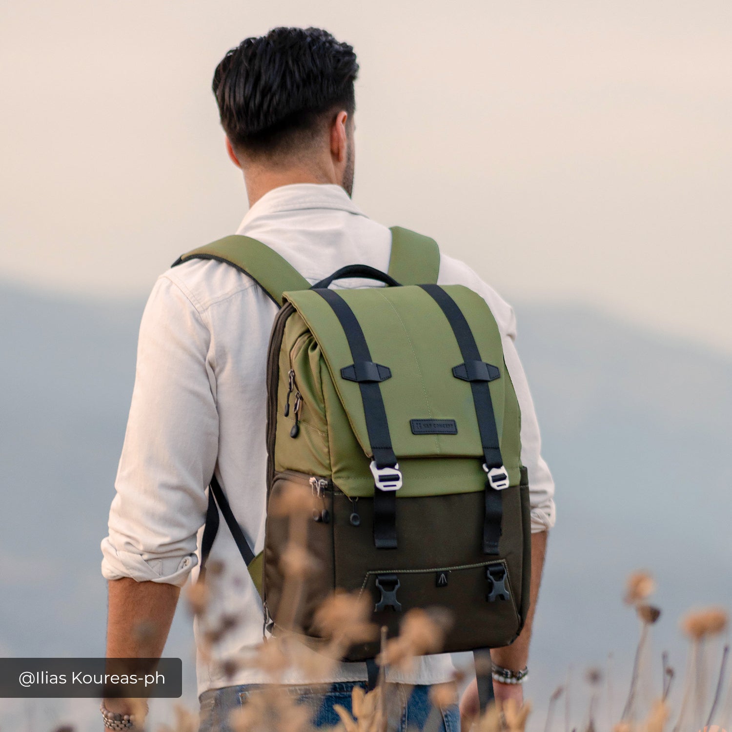 Camera Backpack Bag for Photographers Large Capacity (Green)